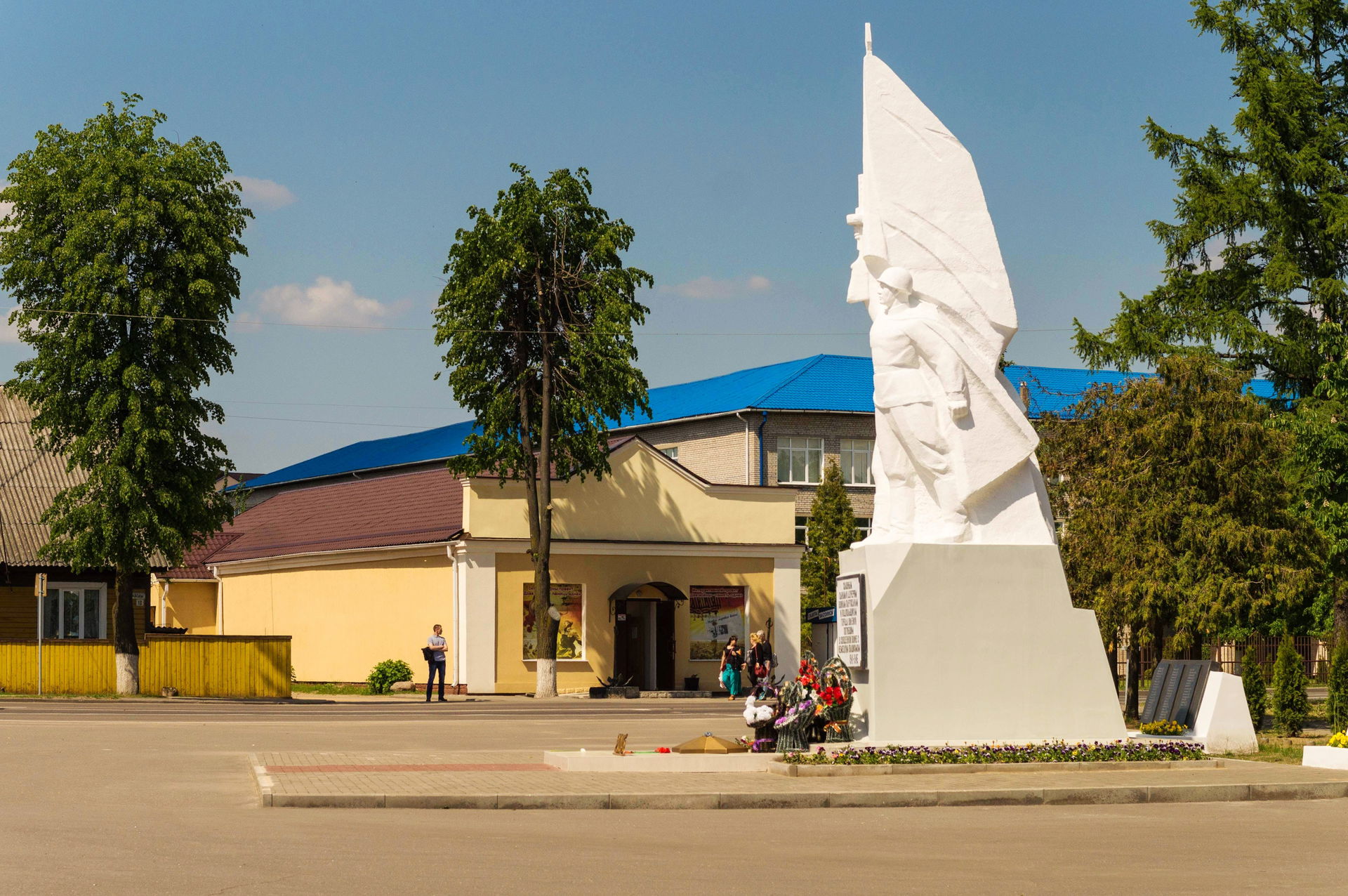 Помнік землякам у Вілейцы, якія загінулі ў час Вялікай Айчыннай…