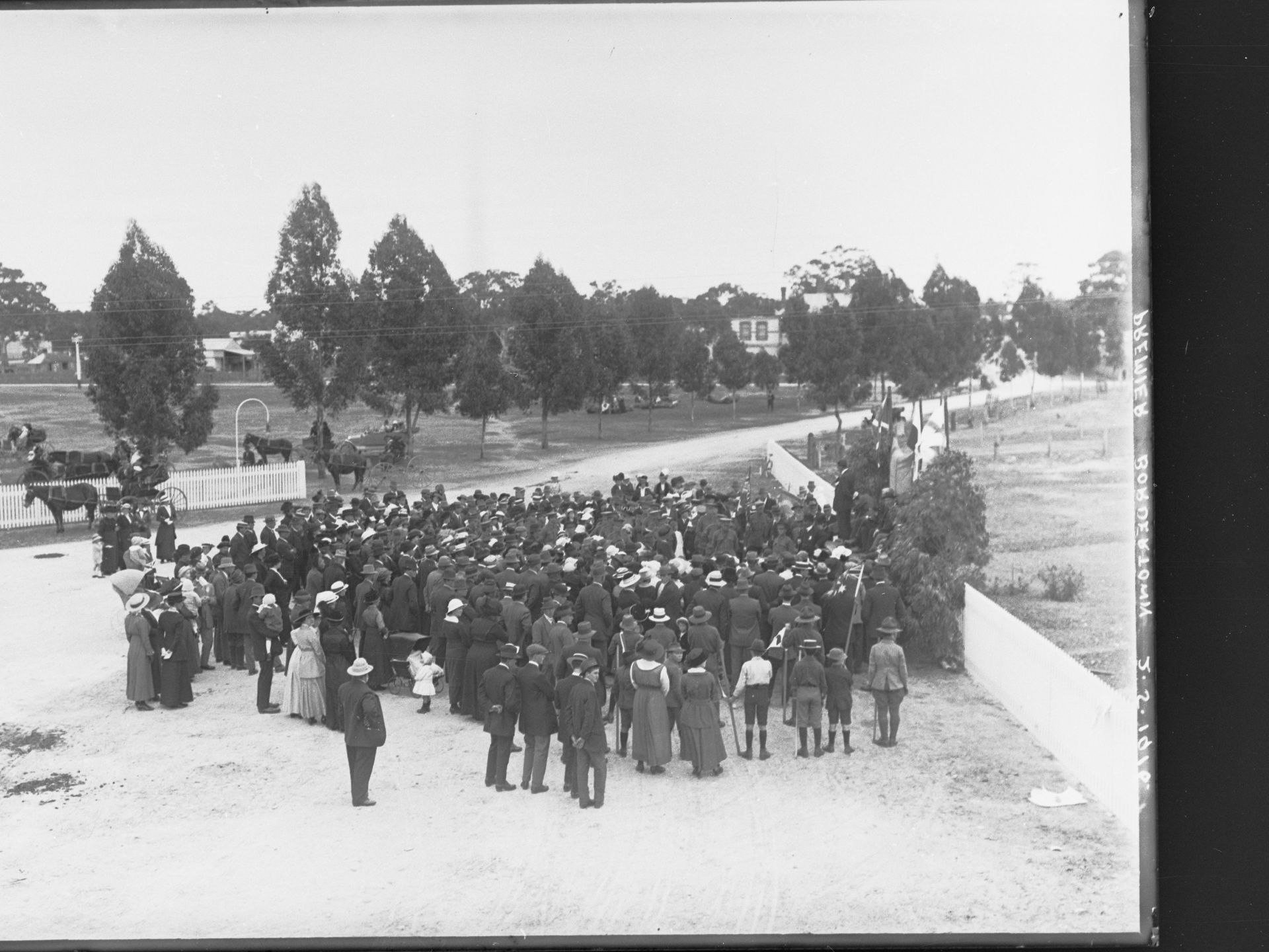 During World War I, in 1915, Prime Minister Billy Hughes promis…