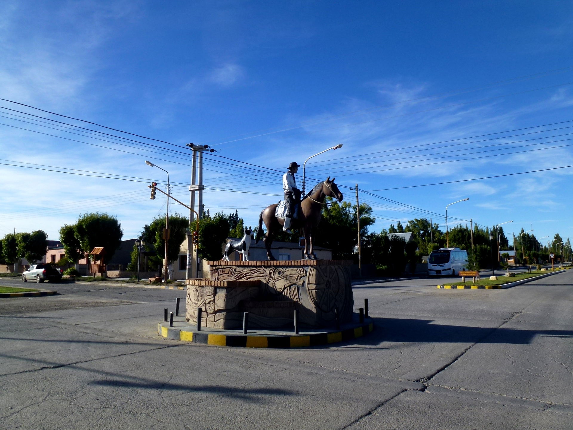 Monumento al Gaucho. Gobernador Gregores, Prov. de Santa Cruz, …