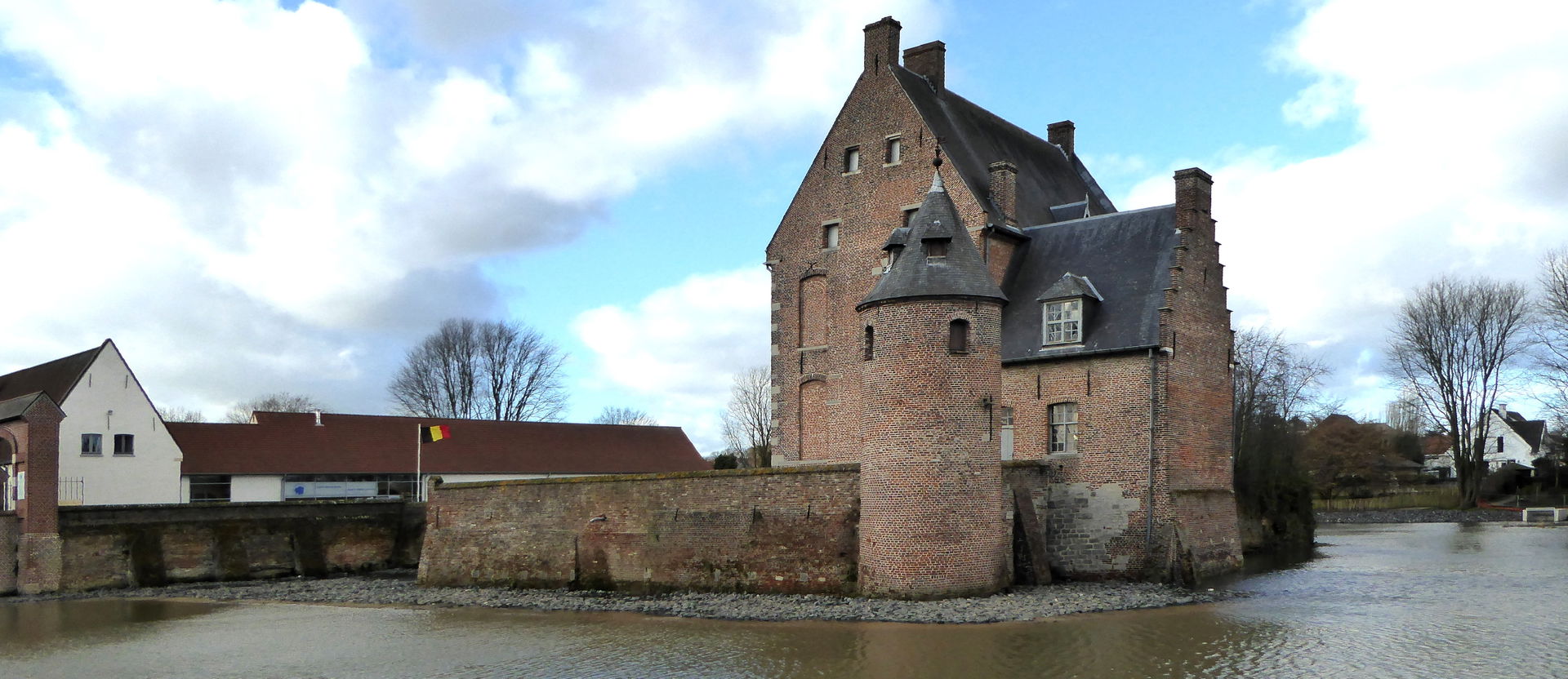 Old farm of the Ramées transformed into castle of the Count in …