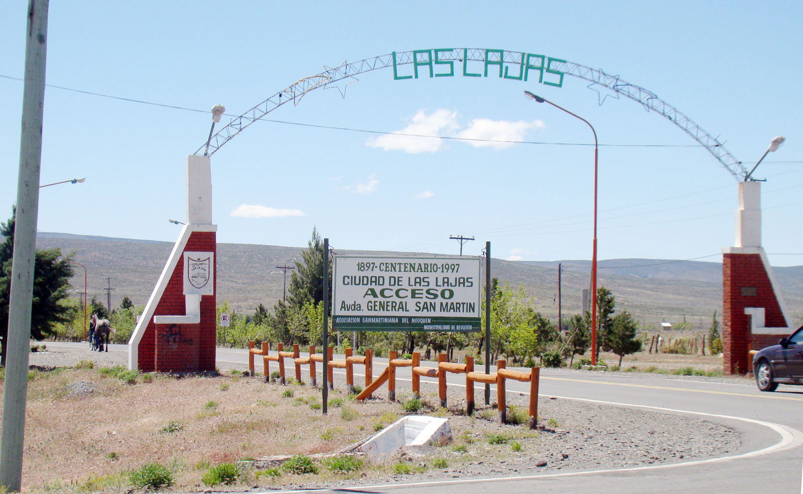 Entrance to Las Lajas, Argentina.