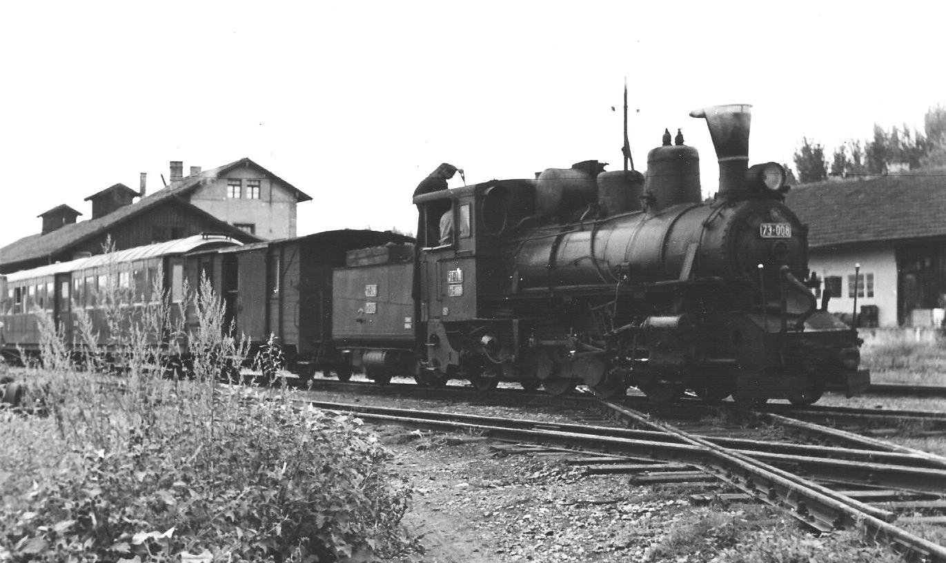 Narrow gauge express train locomotive 73-008 in Prijedor, Bosni…