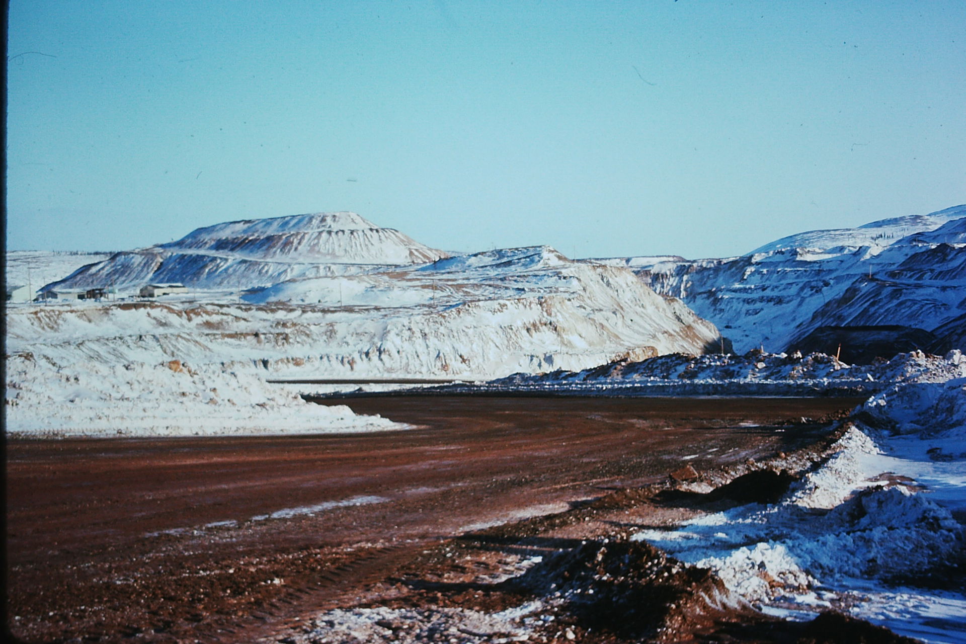 Schefferville open pit mining was inhibited due to widespread p…