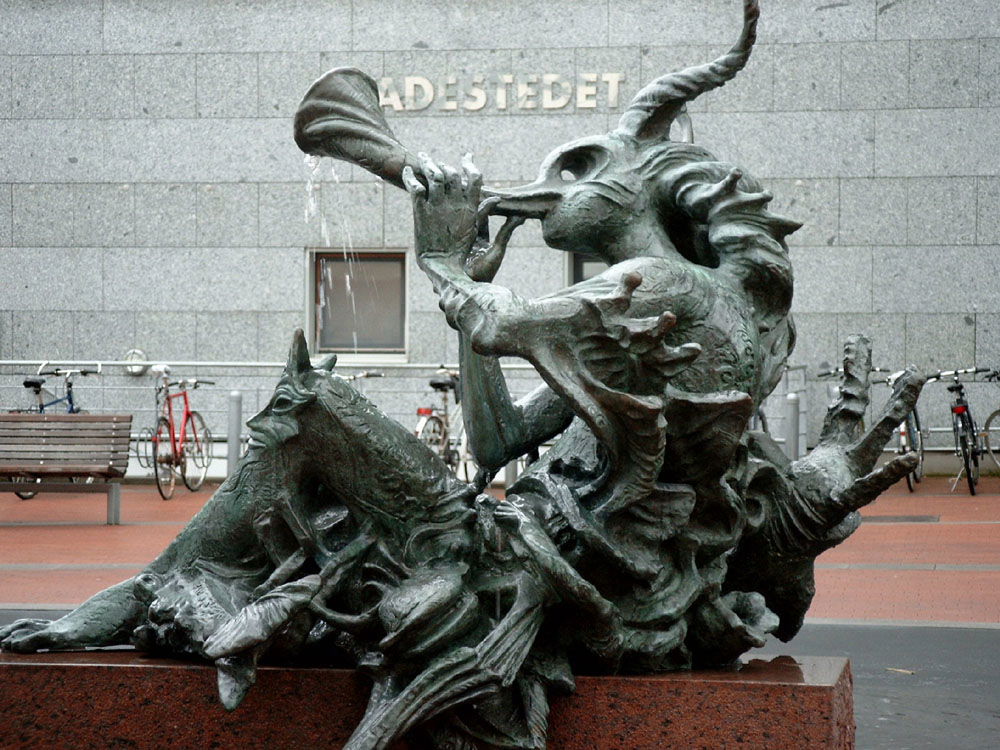 Sculpture in central Holstebro, Denmark by Badestedet. Photogra…