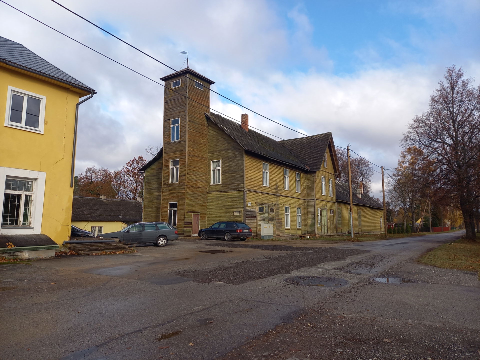 Elva old fire station, before burning down