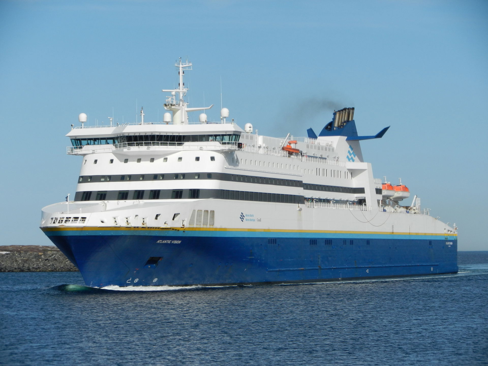 MV Atlantic Vision entering Port aux Basques May 2014
