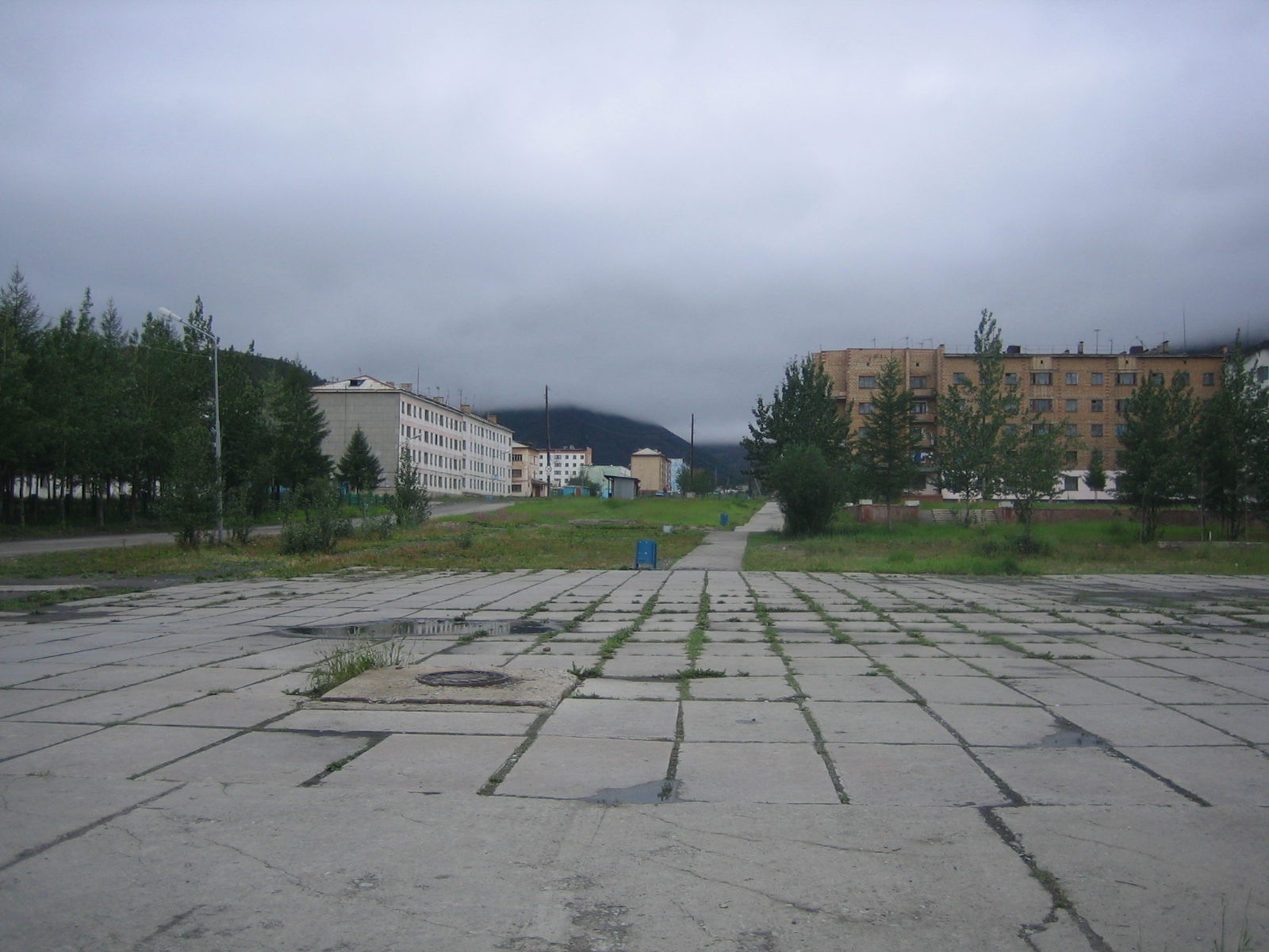 Центральная площадь Омсукчана
