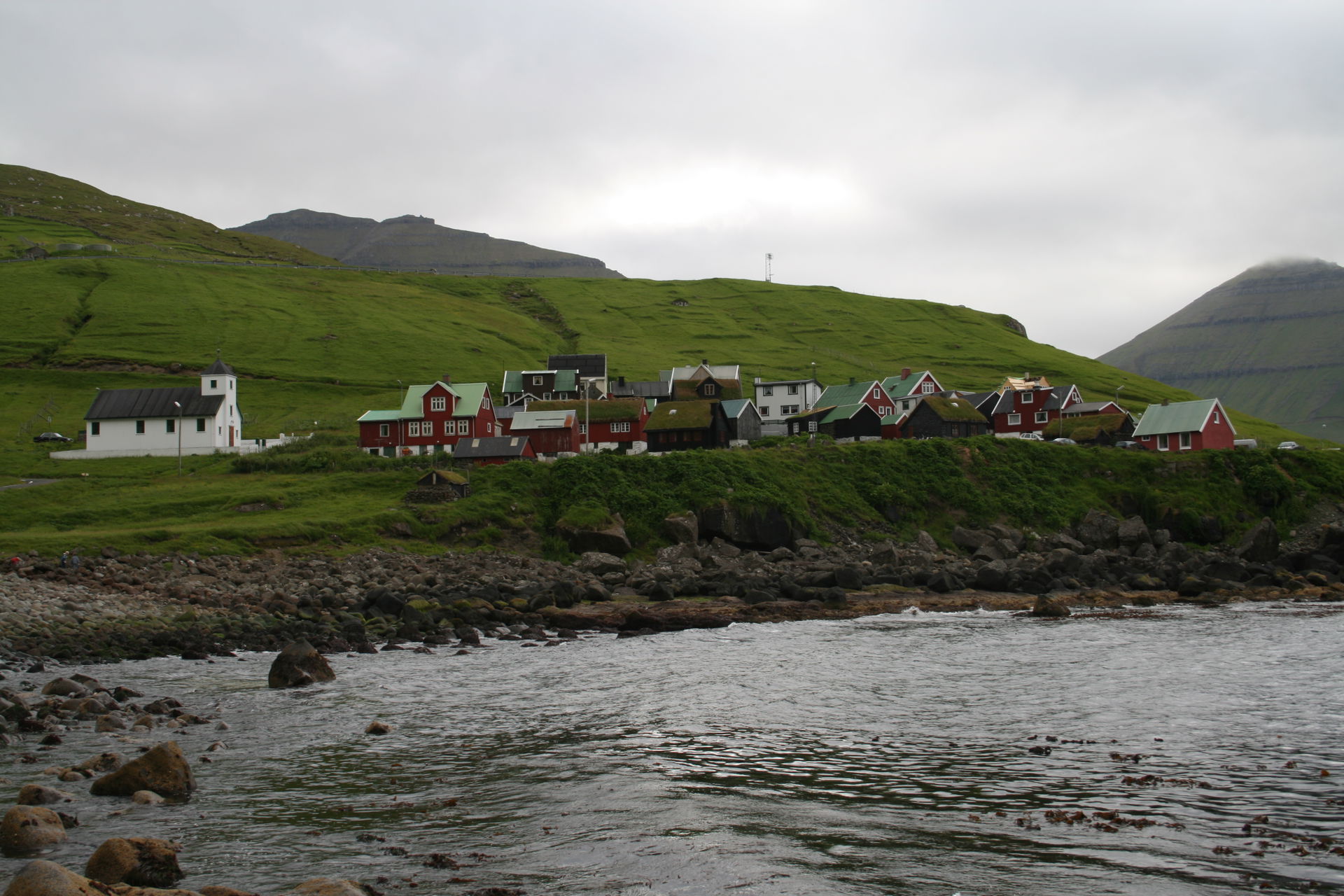 Mynd av vestara parti av Elduvík.