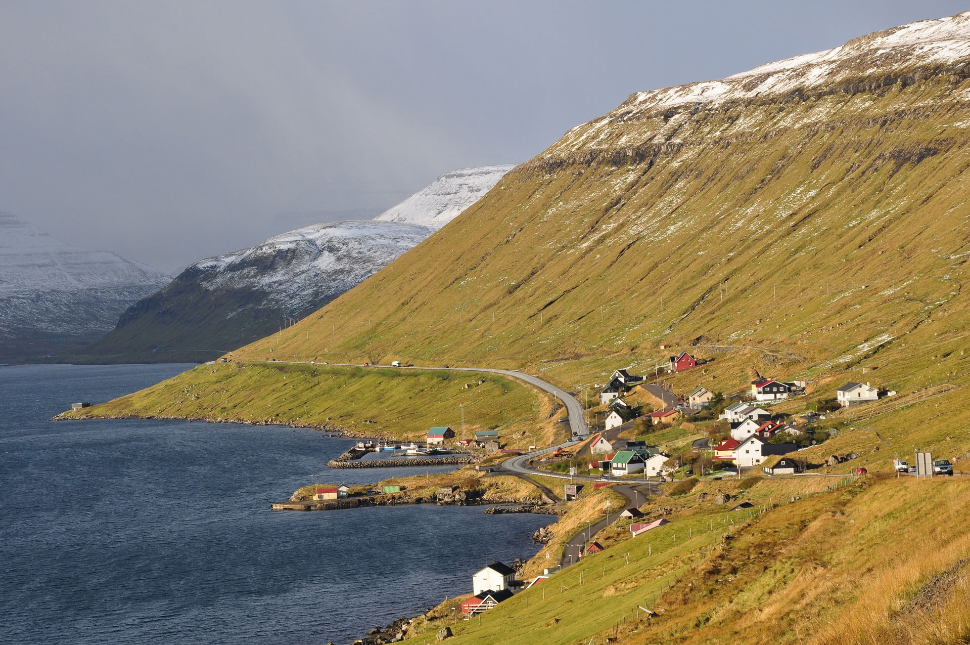 The villages of Skipanes and Undir Gøtueiði along Skálafjørður …