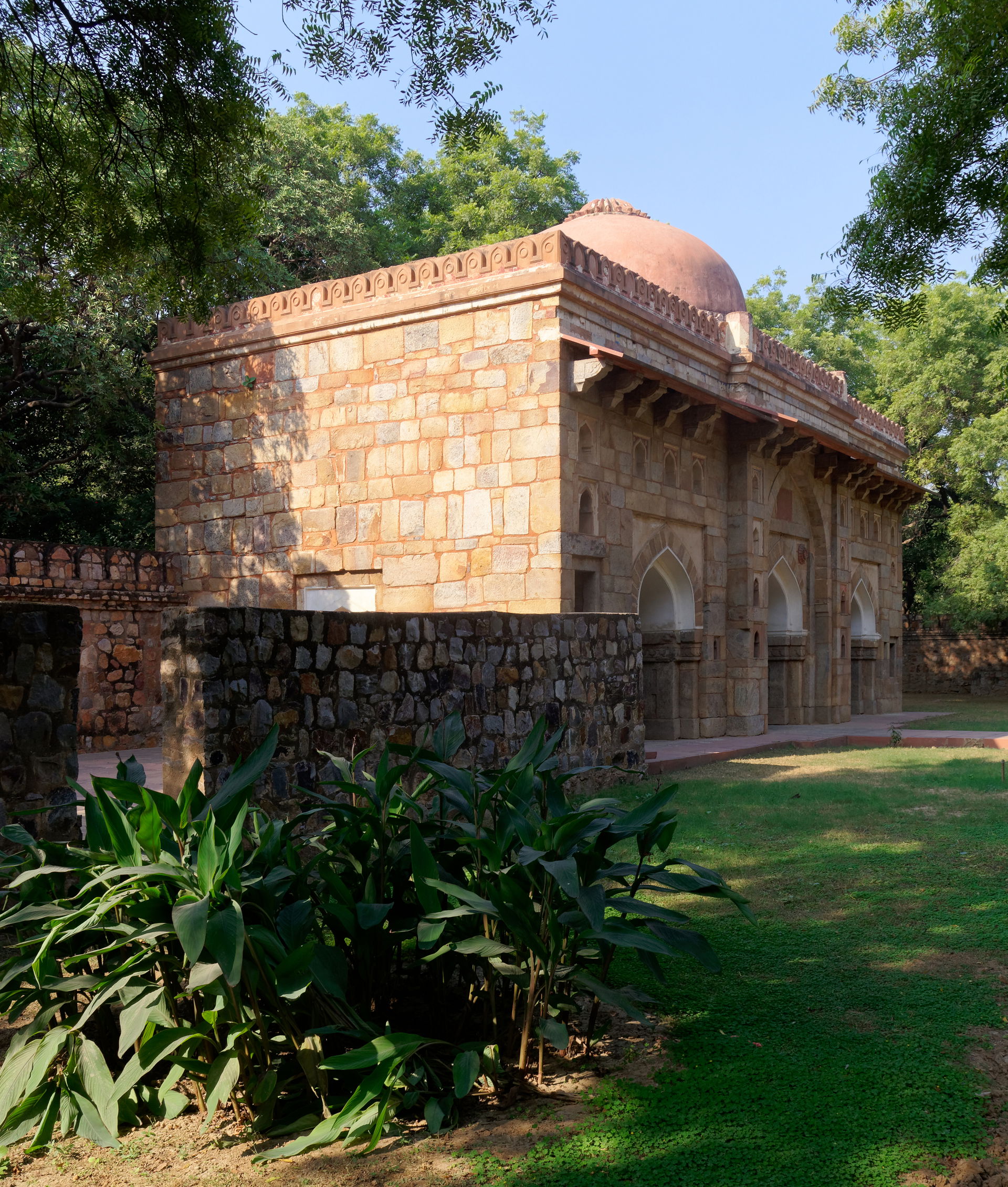 Muhammad Wali Masjid in Delhi