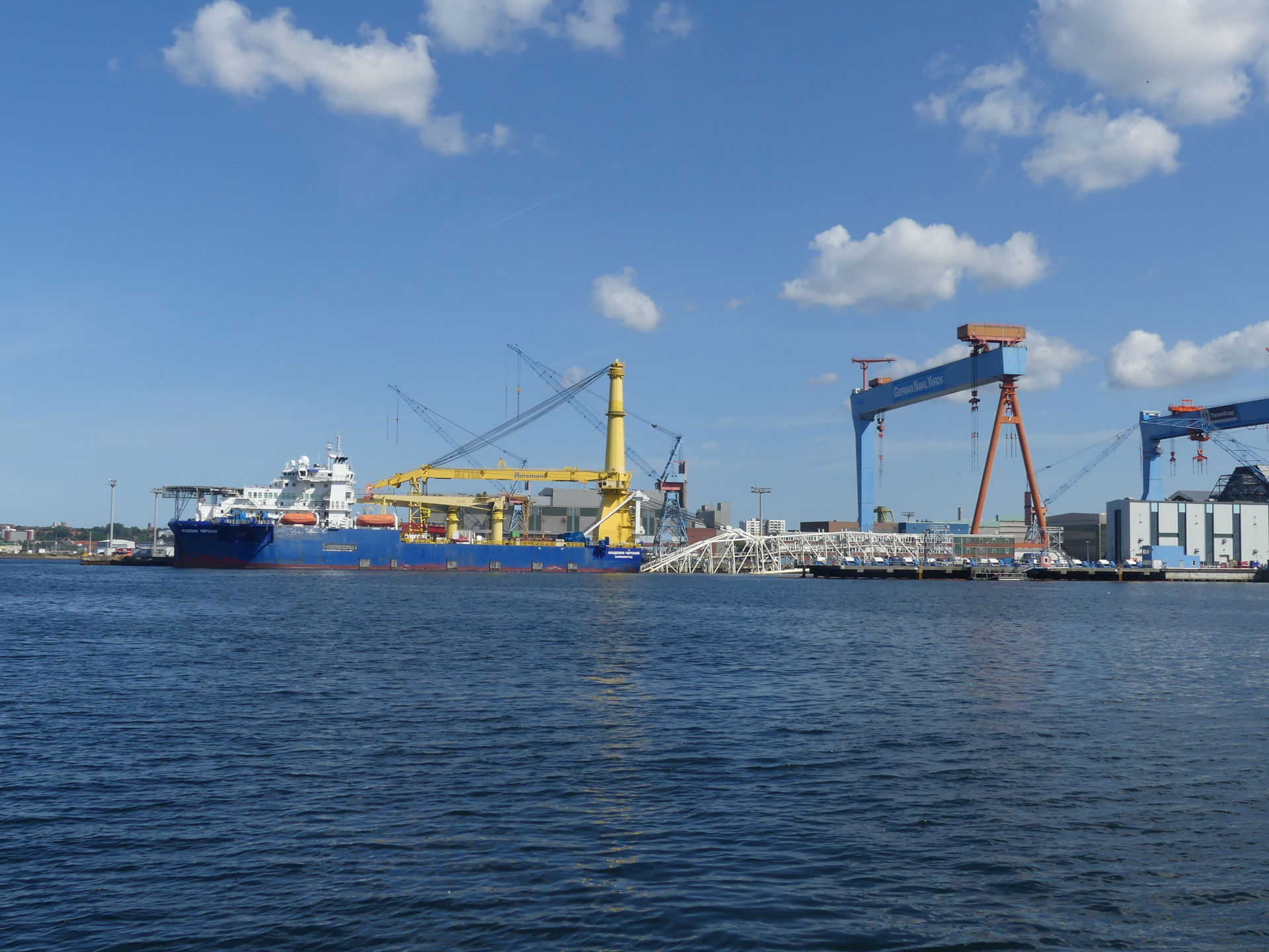Pipe-layer Akademik Cherskiy in Kiel.