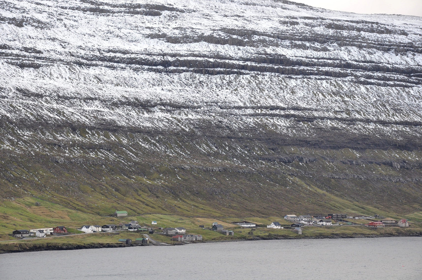 The village of Norðoyri on the shore of the Borðoyarvík-fjord o…