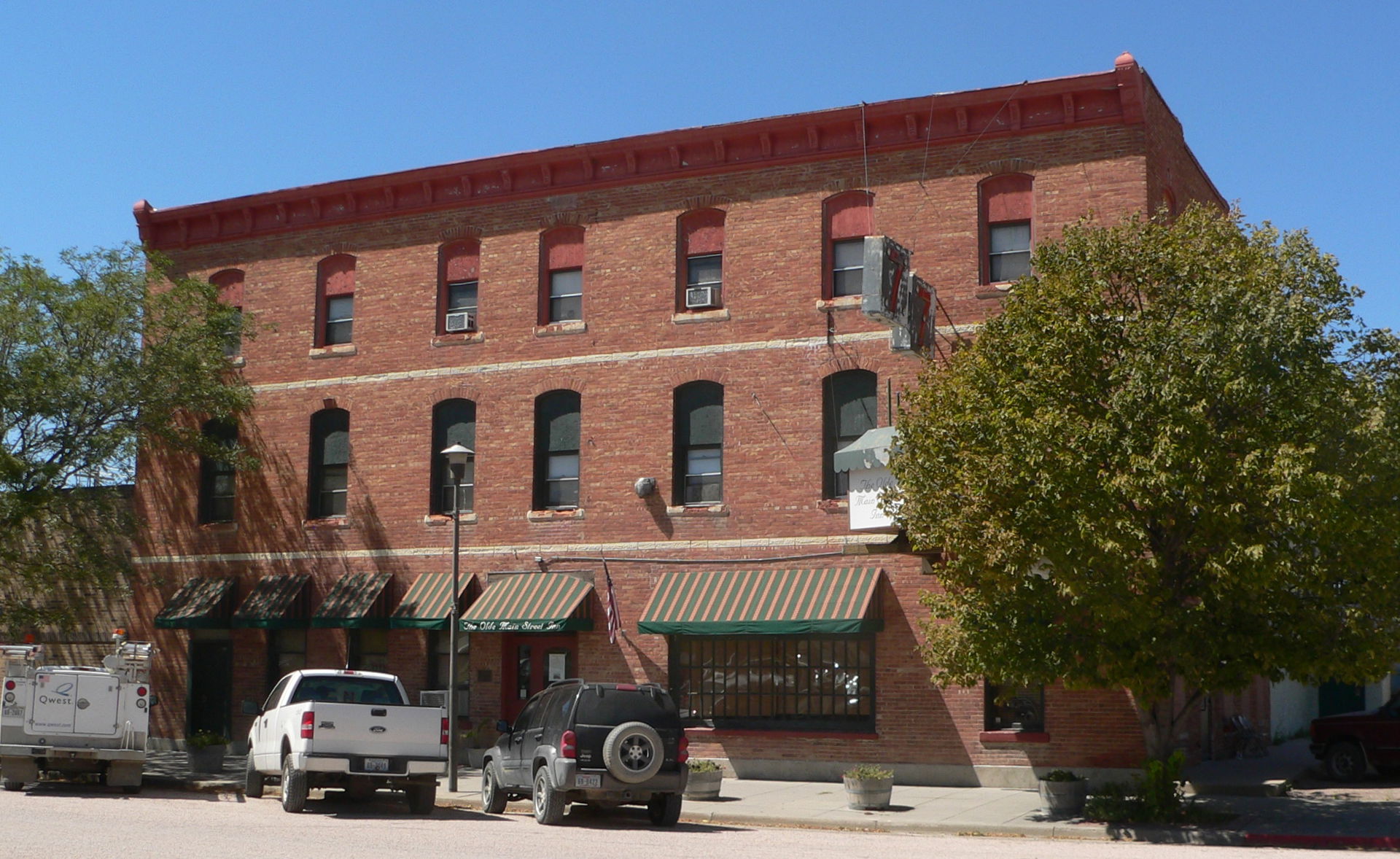 Hotel Chadron in Chadron, Nebraska; seen from the northeast. T…