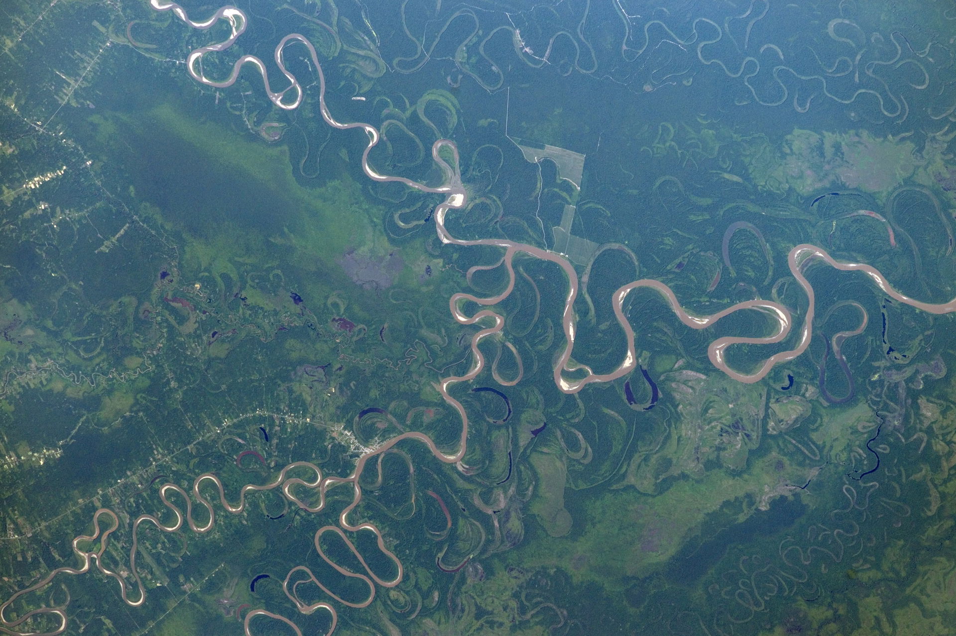 Confluence of Río Ivirgarzama in Río Ichilo, and Río Chimoré an…