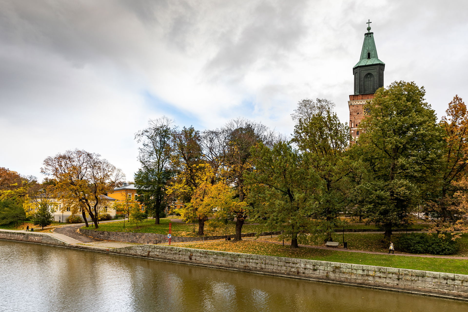 Turku Cathderal and the Aura River with the Cathedral Park in b…