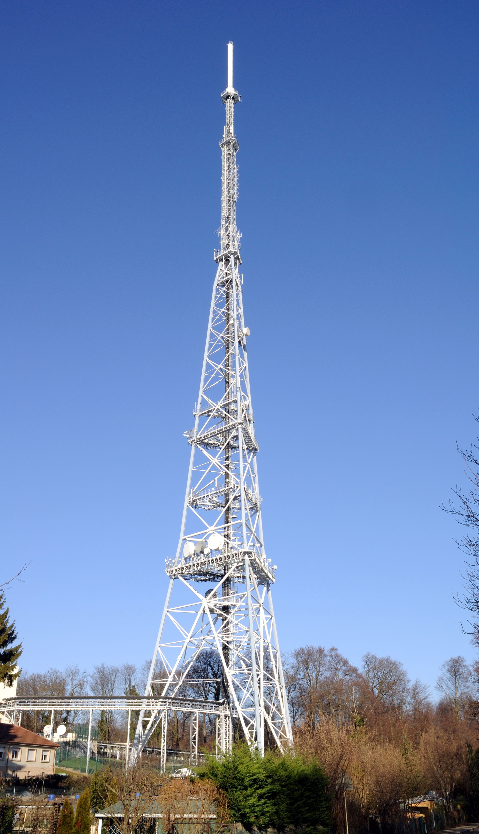 Mulhouse: Transmitter mast (194 meters)