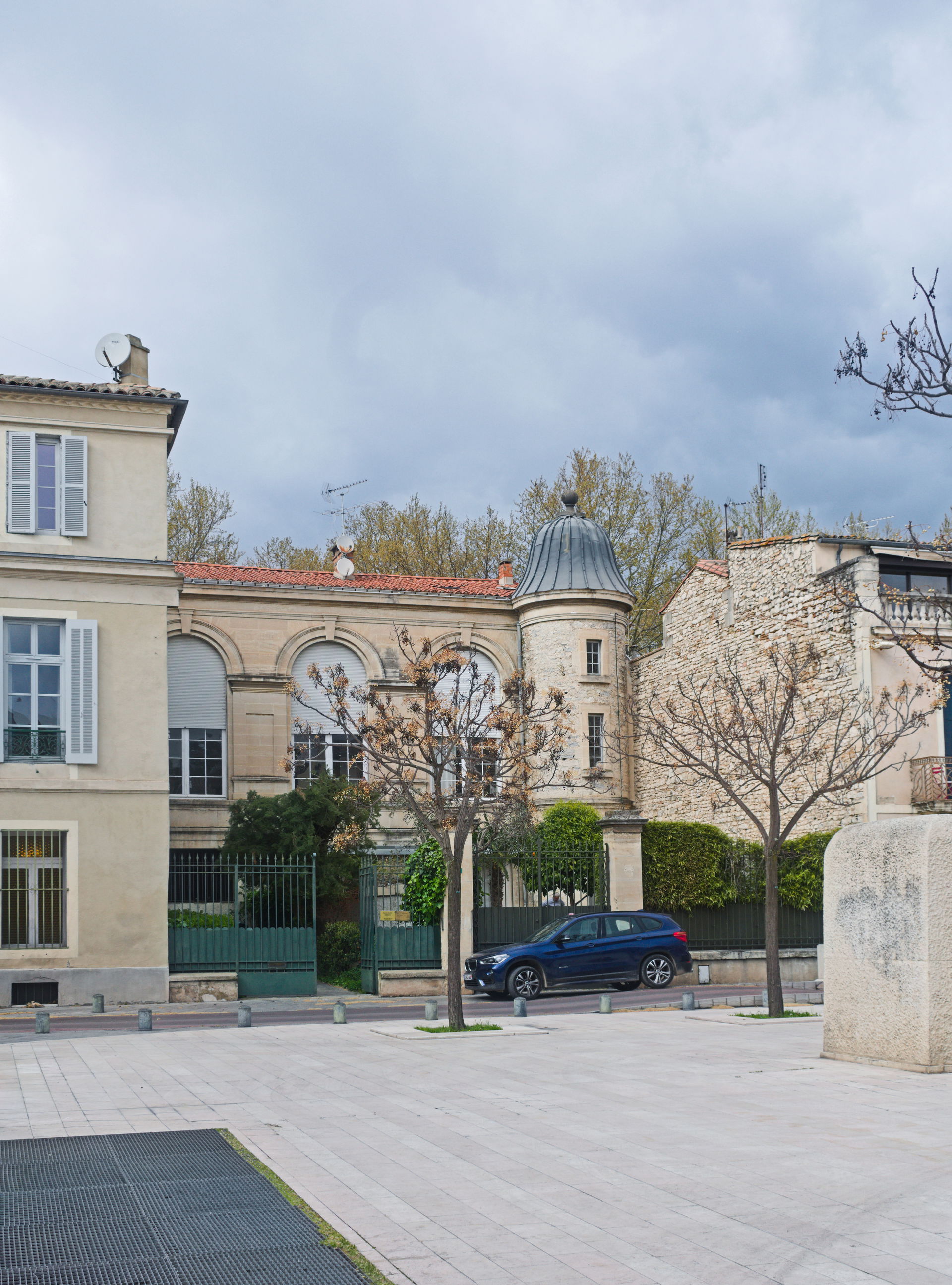 Place d'Assas 10, Nîmes, Gard, France