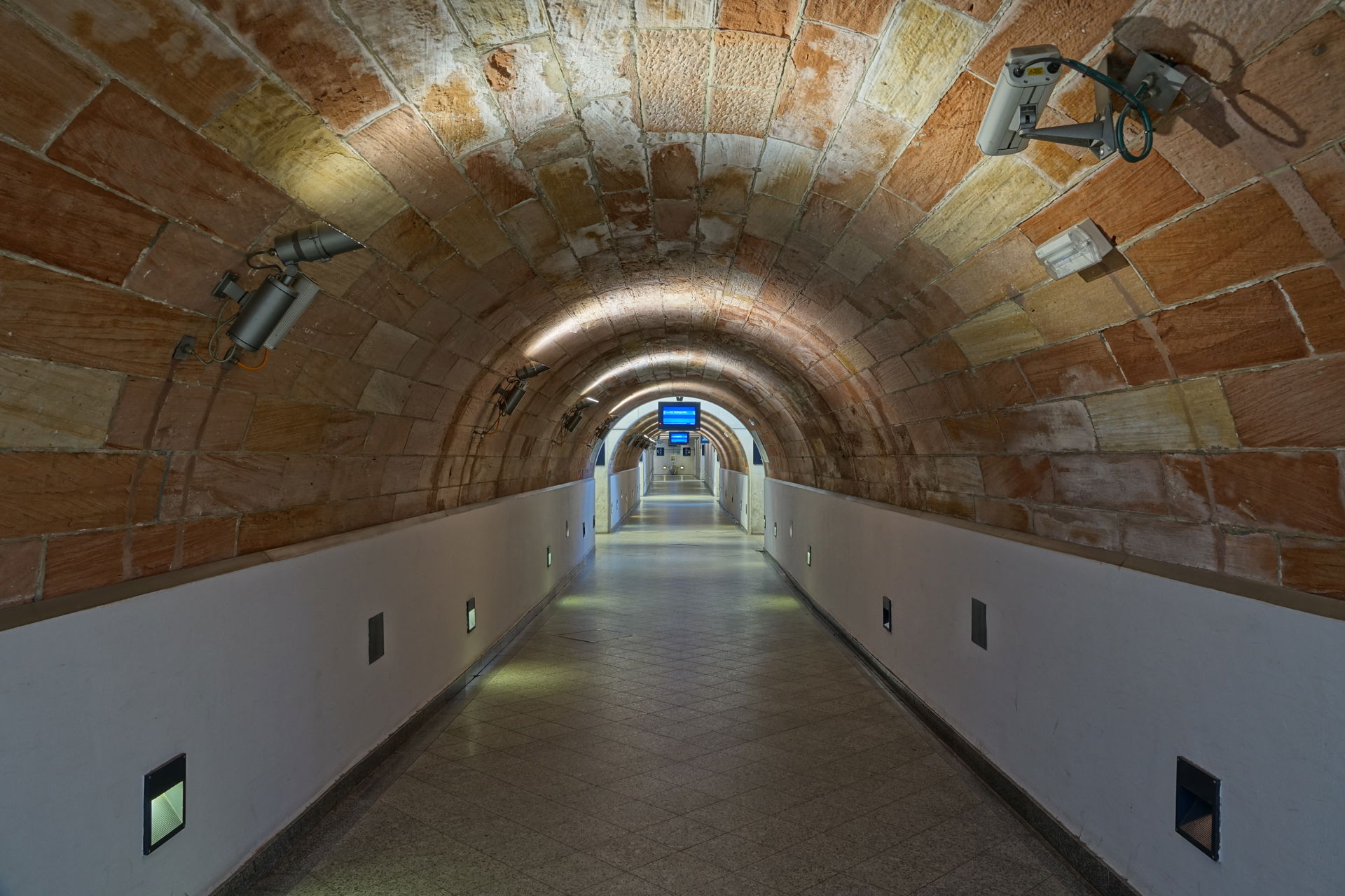 North corridor of the Strasbourg train station (Bas-Rhin, Franc…