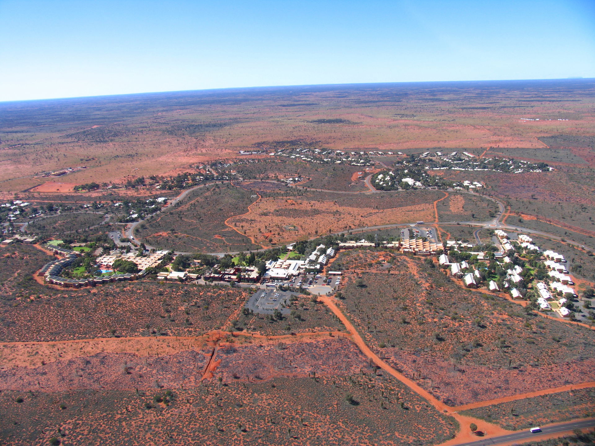 Yulara seen from helicopter, August 2004