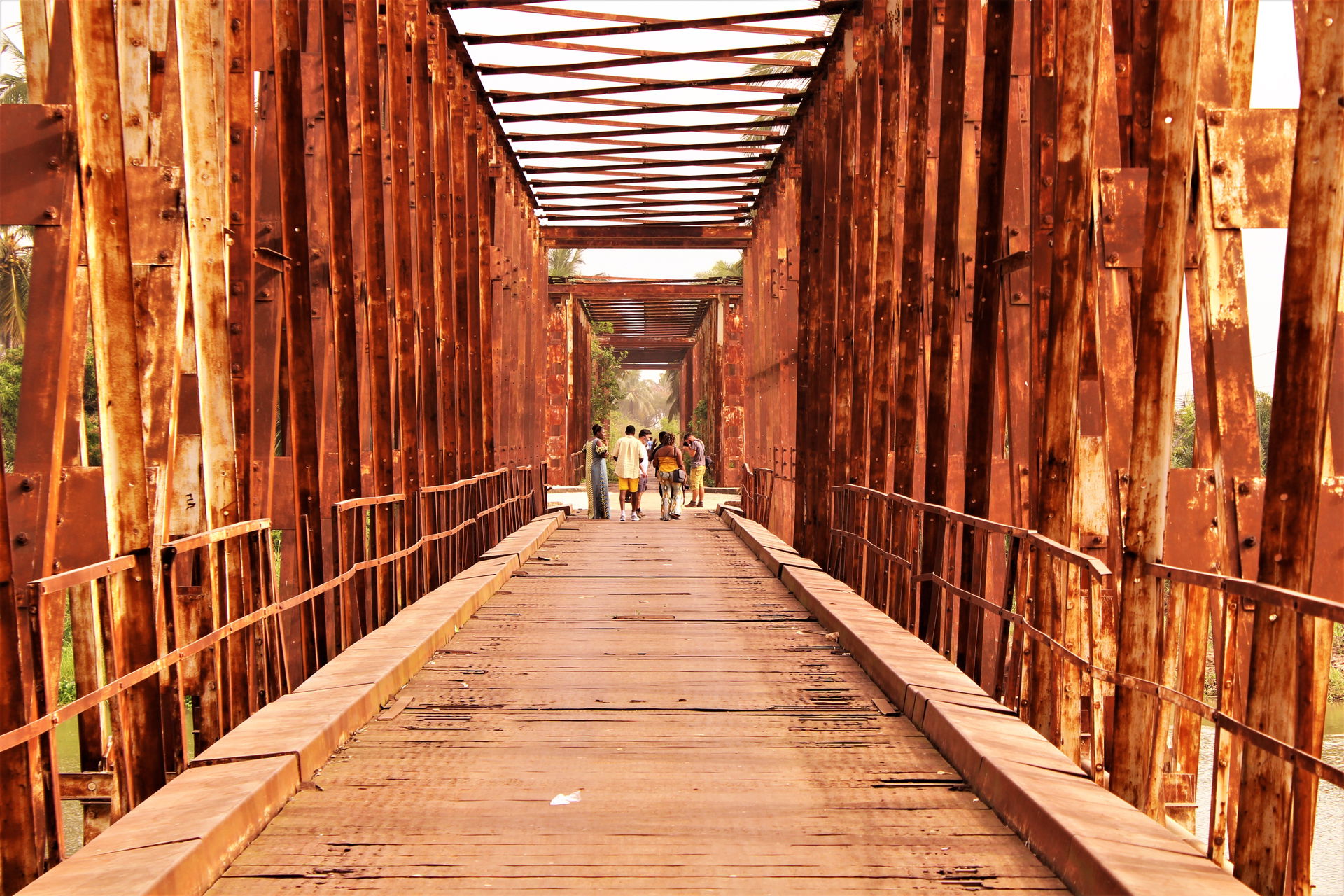 Un vieux pont à Grand-Popo au Bénin