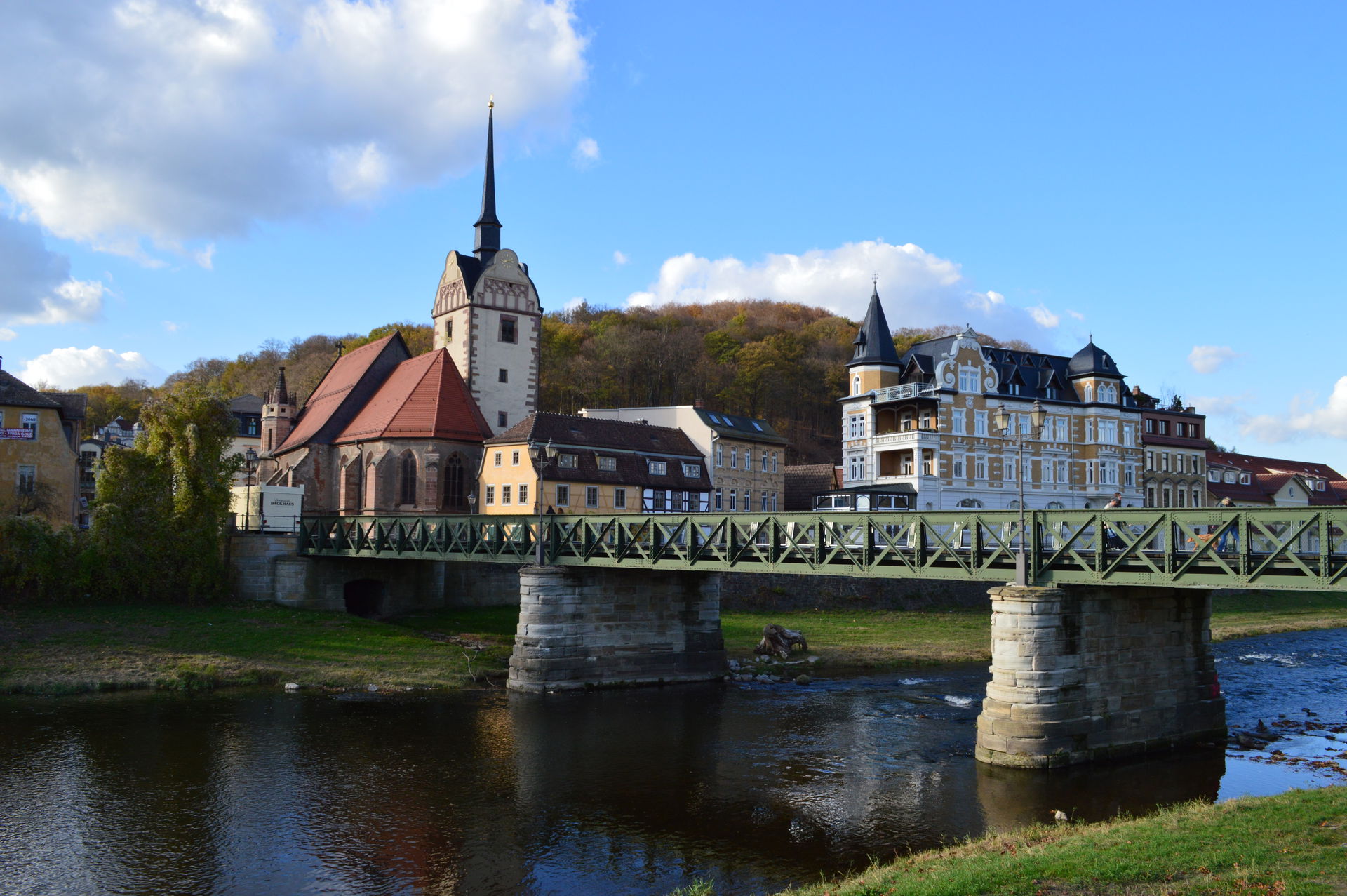 View of Alt-Untermhaus with Untermhäuser Brücke and Marienkirch…