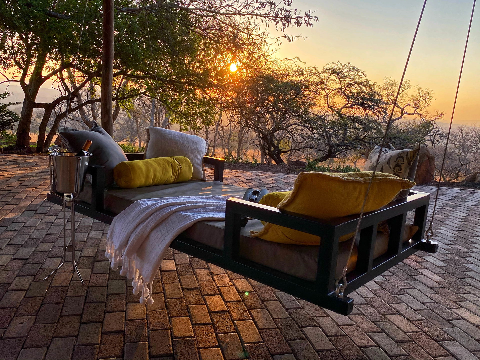 Sensiri Plains in Manyoni Private Game Reserve, South Africa
