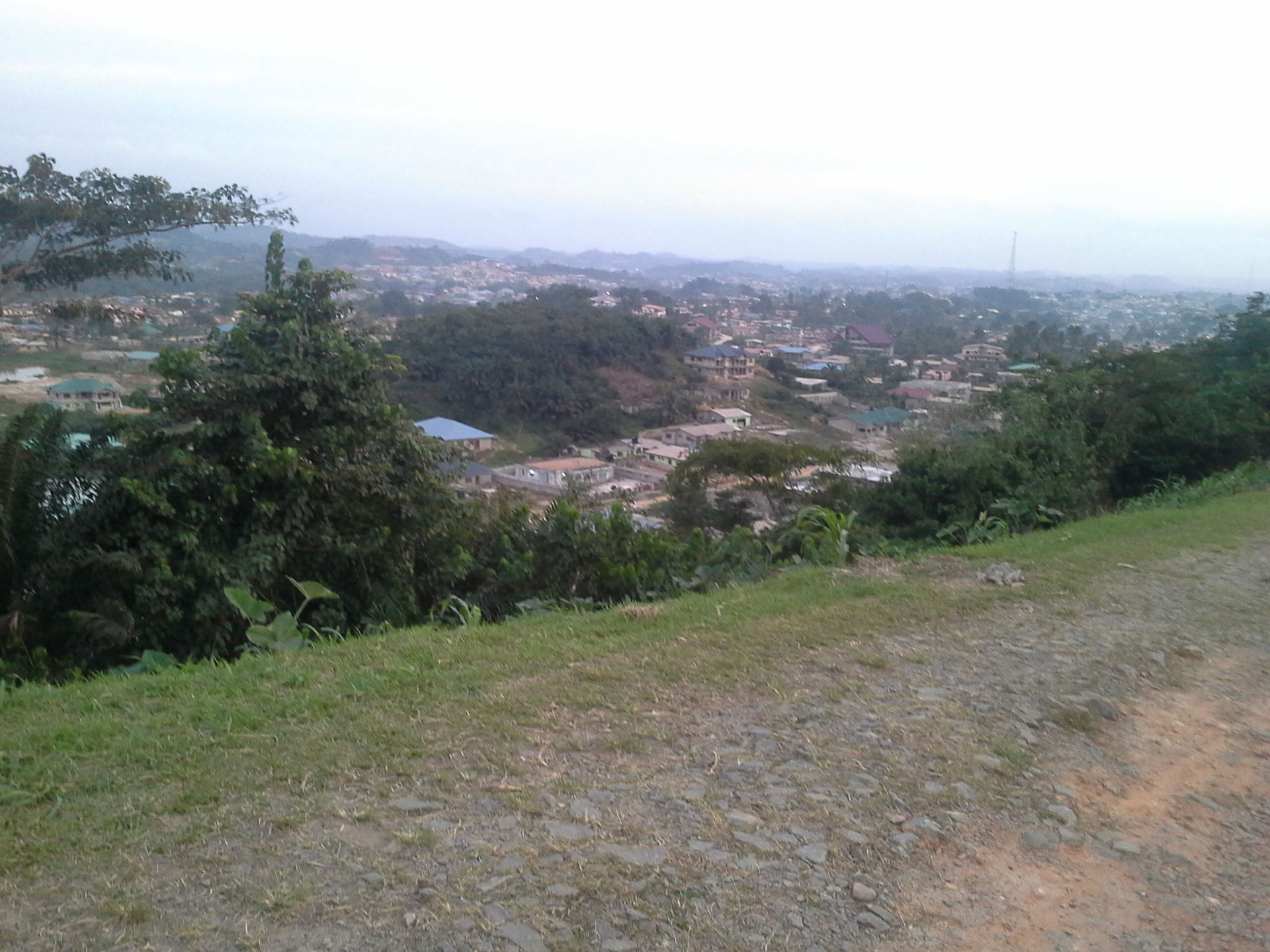 Tarkwa, Golden Hills Avenue