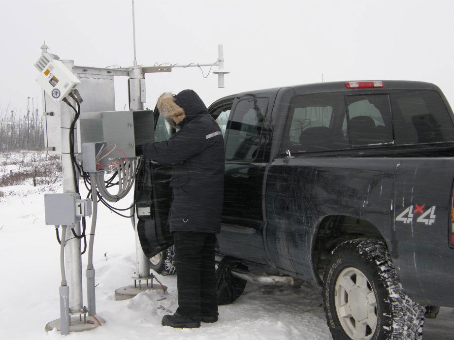 Nav Canada NC-AWOS installation in Stony Rapids at -20 C. Note …