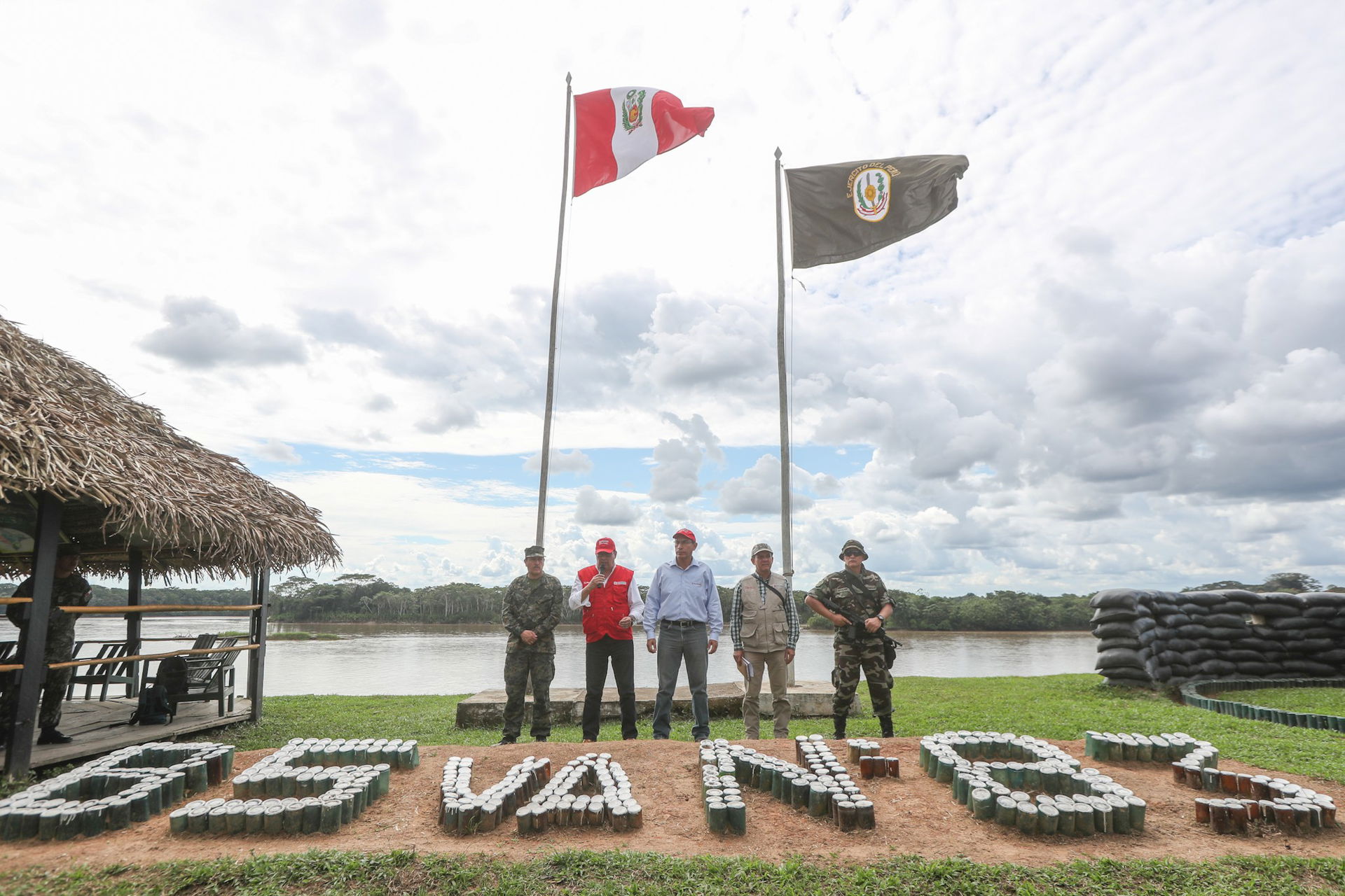 Güeppí durante un operativo militar policial con la presencia d…