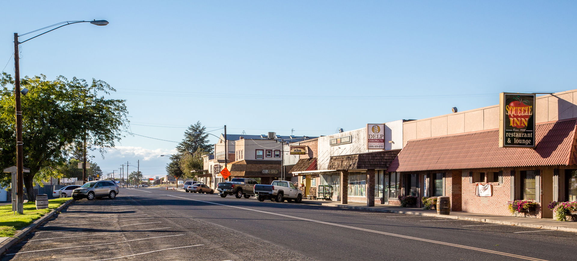 1st Ave. in Zillah WA