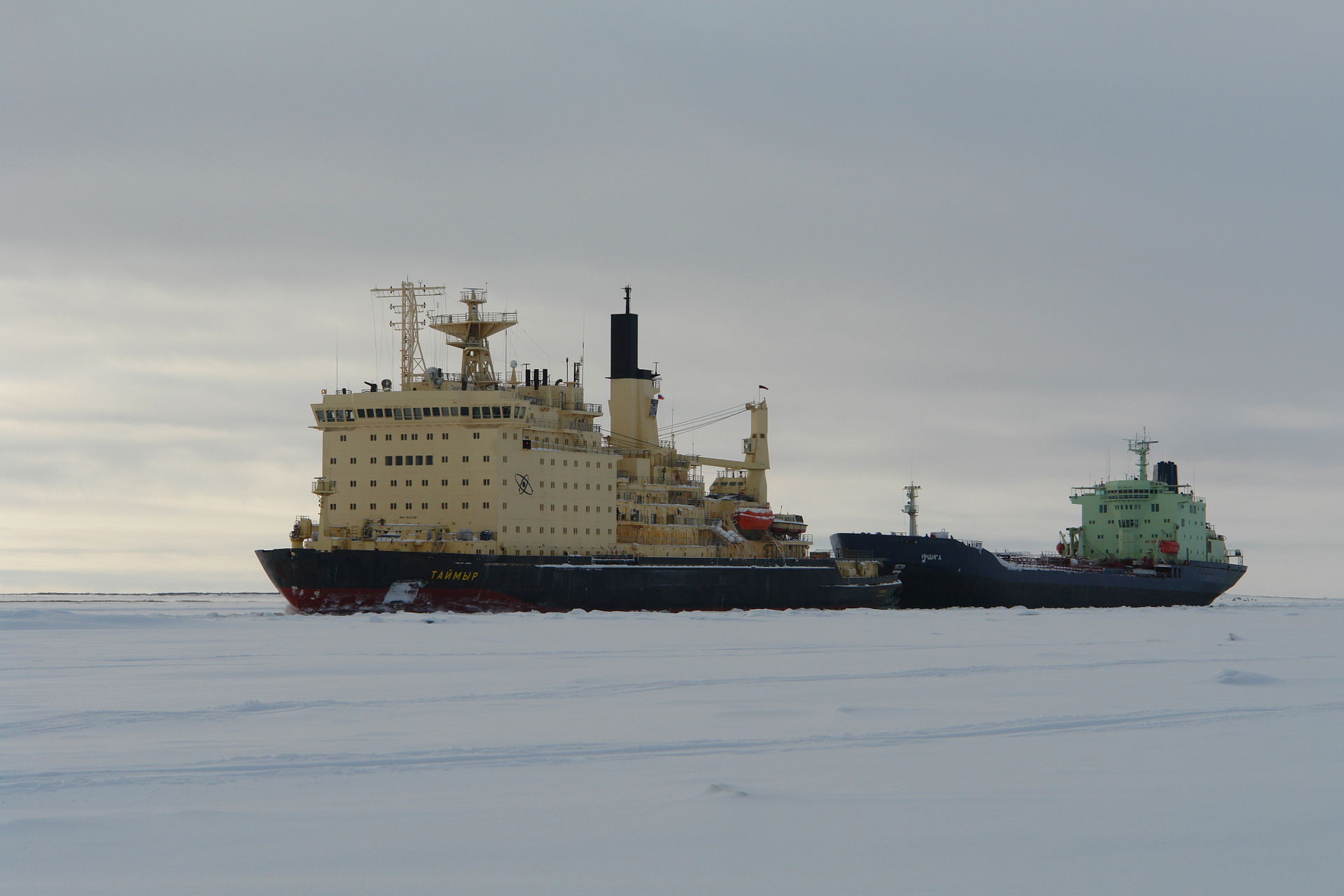Nuclear icebreaker 'Taymyr' and tanker 'Indiga' near the port o…