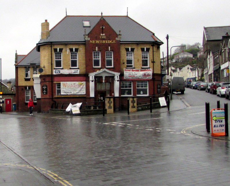 The Newbridge, Newbridge