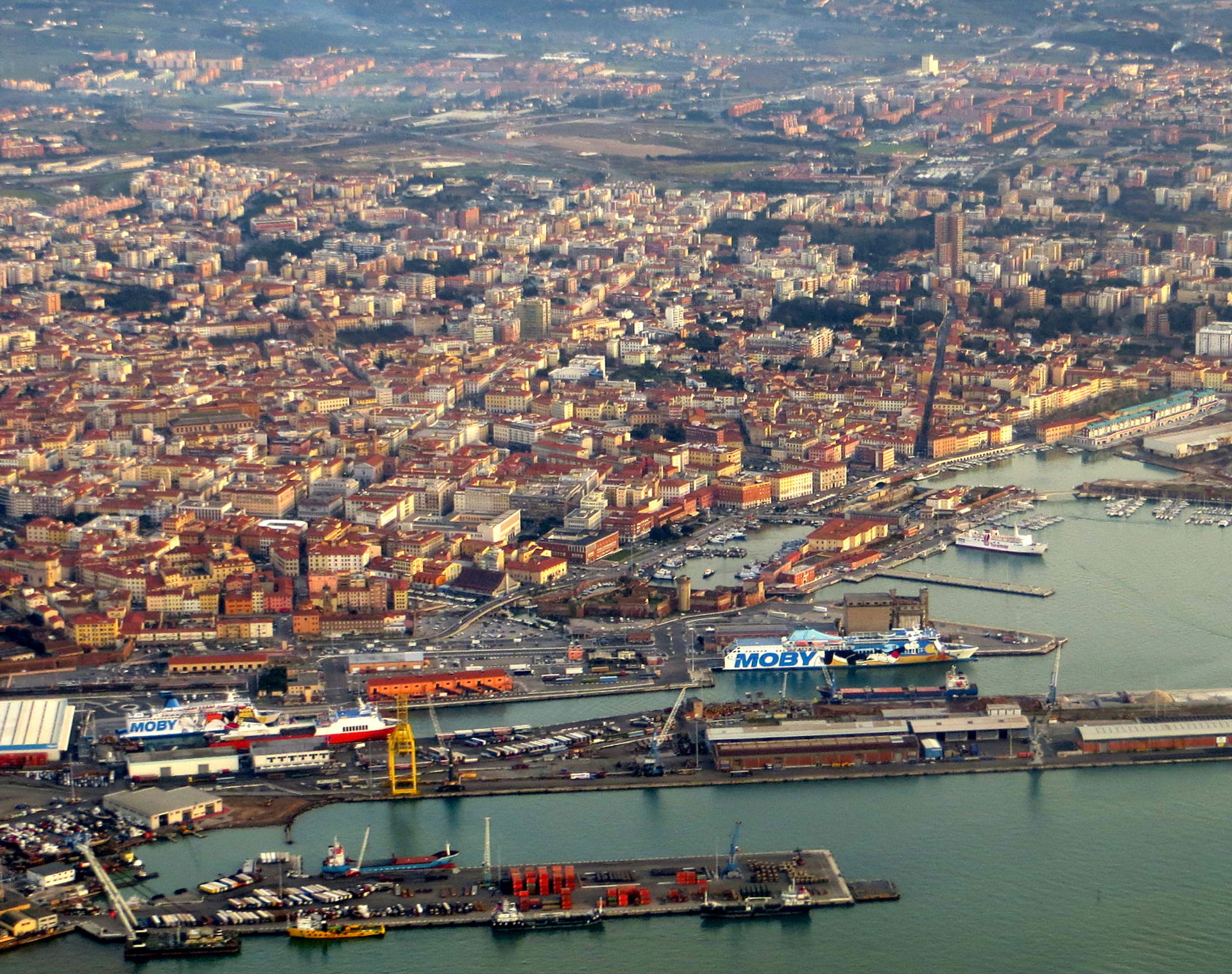 Veduta aerea del centro di Livorno