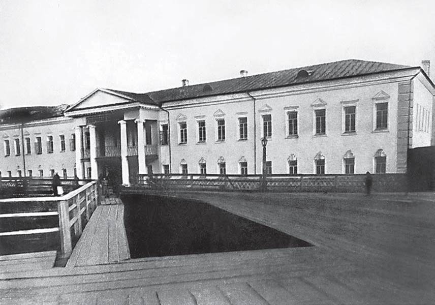 Здание Тобольской классической гимназии, в которой учился Д. И.…