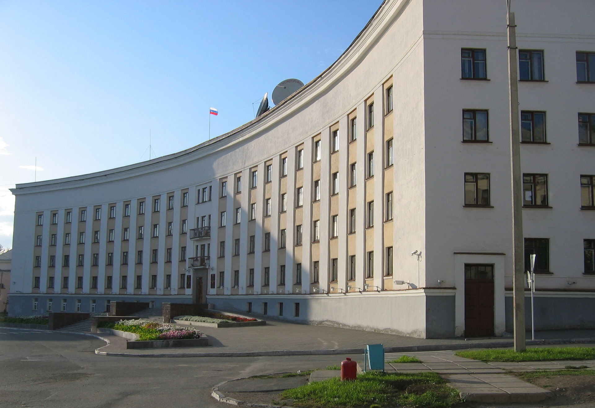 The building of the Krasnoturyinsk municipal administration