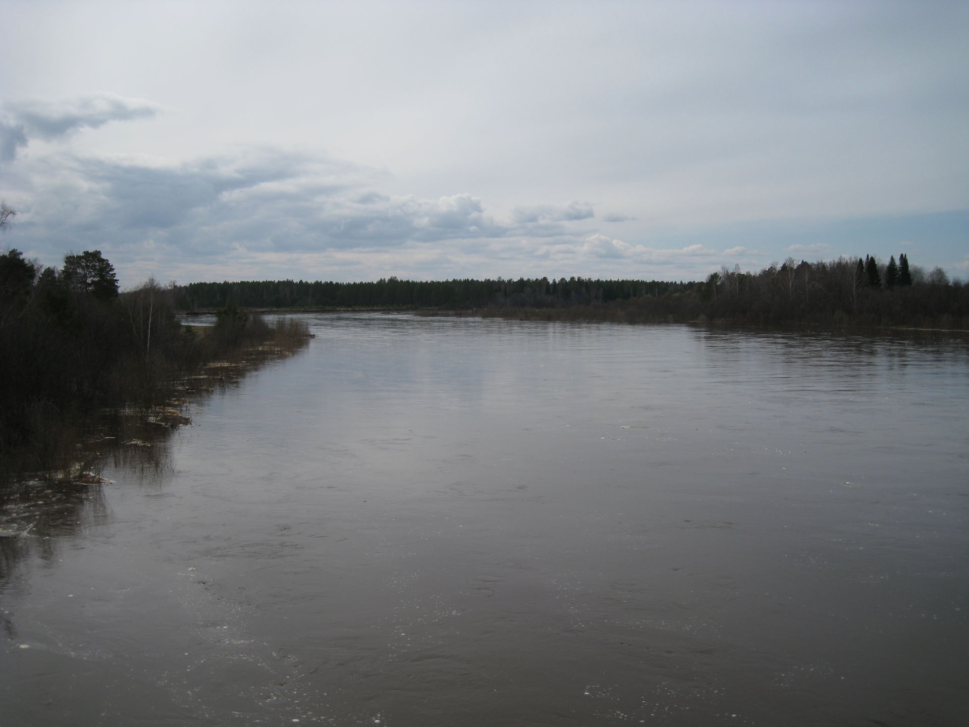 River Kem near Yeniseysk during flood (May)