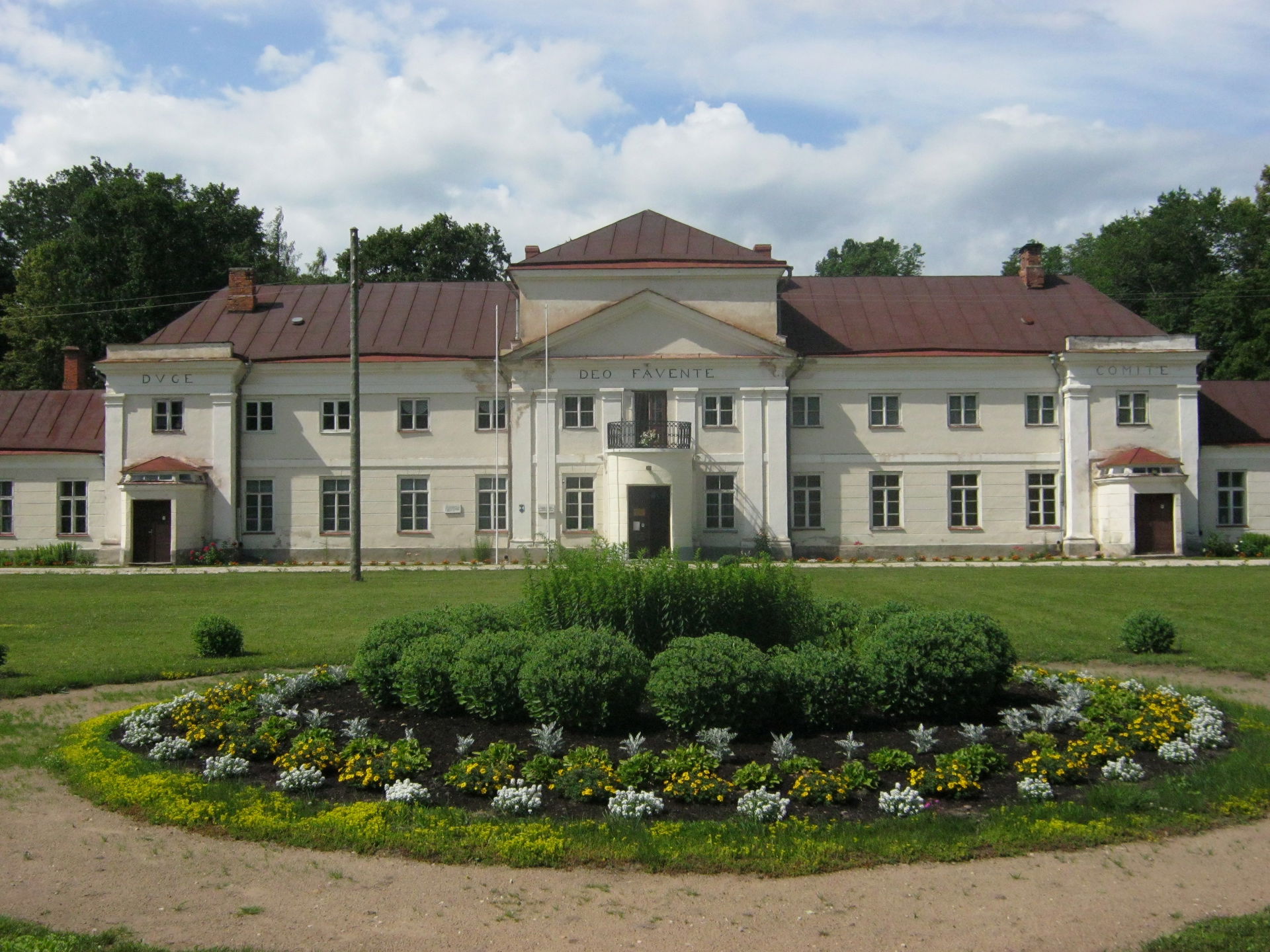 Varakļāni Palace