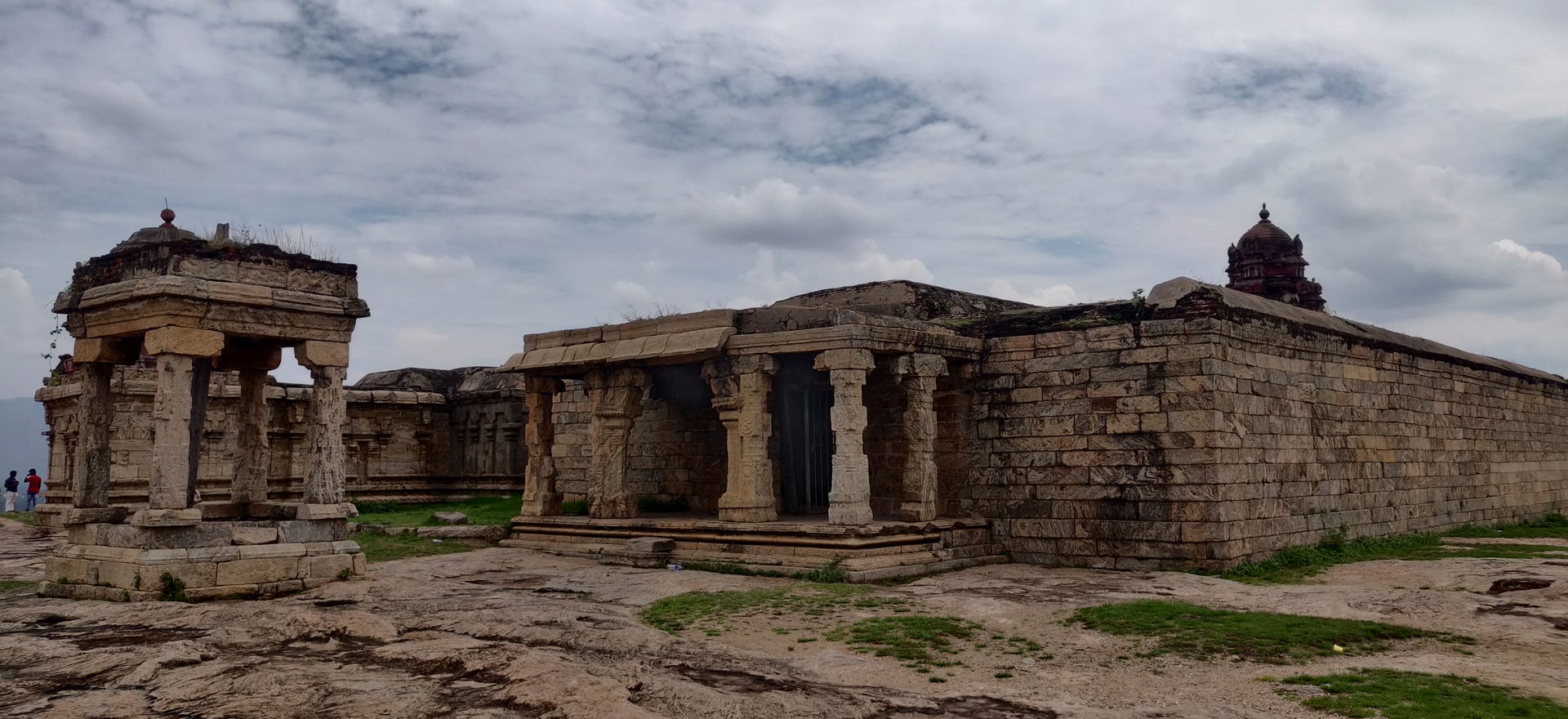 A rear view of fort on top of dindigul fort