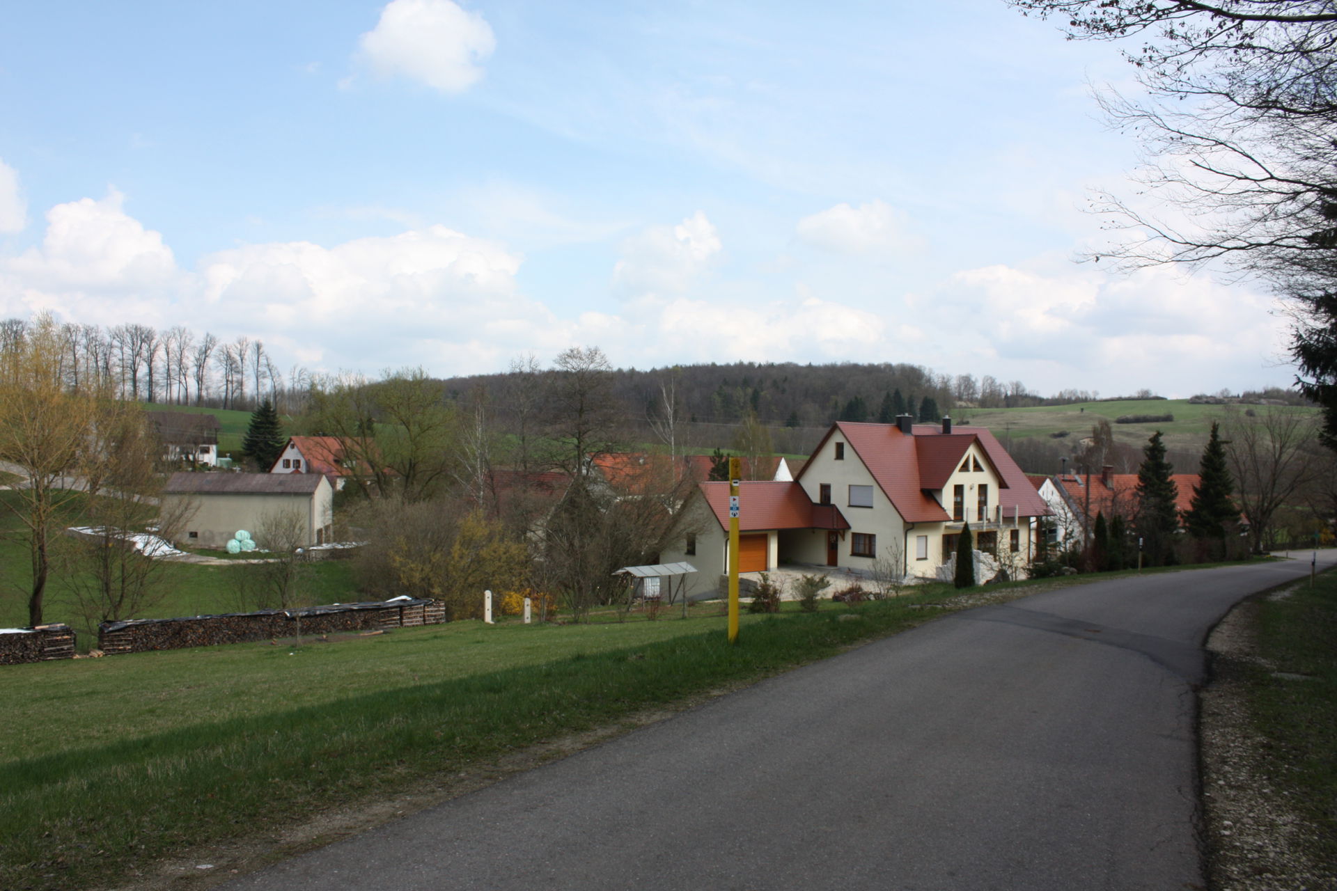 Die Einöde Obere Reismühle gehört zum Stadtteil Mauren in Harbu…