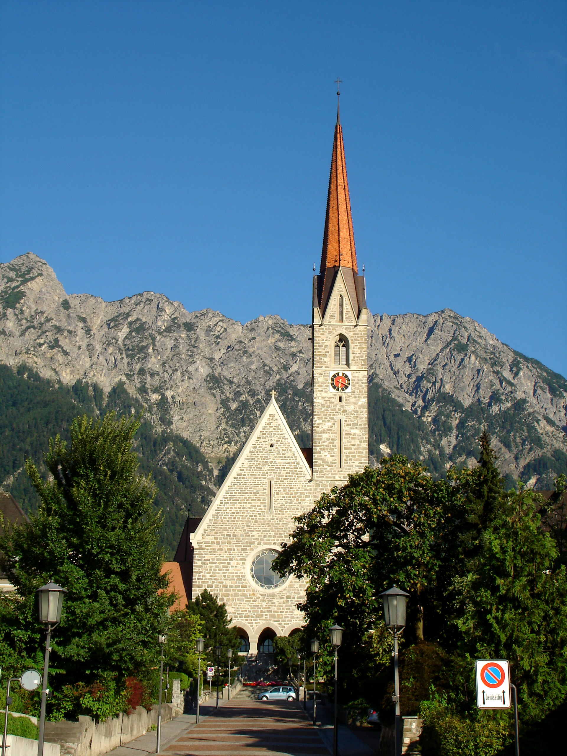 Liechtenstein: Kirche von Schaan