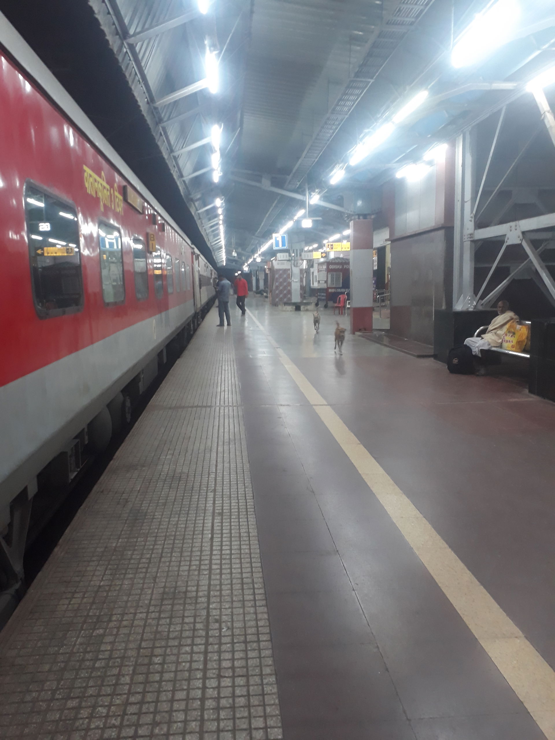 Cuttack railway station at night in Cuttack