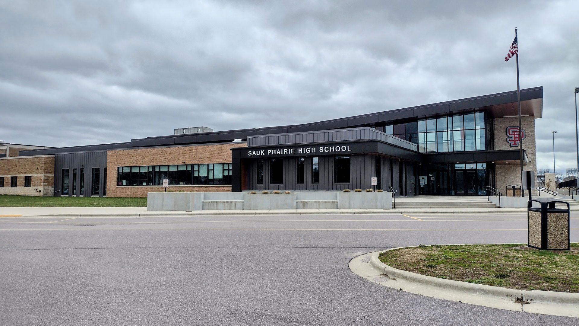 Sauk Prairie High School, located in the village of Prairie du …