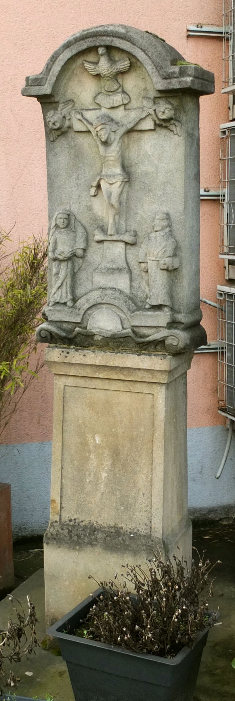 Wayside shrine in Bereldange (Luxembourg) (in disgraceful surro…