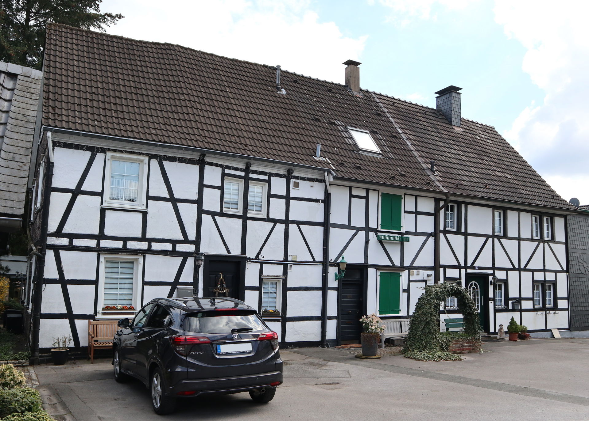 Fachwerkhaus in der Hofschaft Straßen in Solingen, aufgenommen …