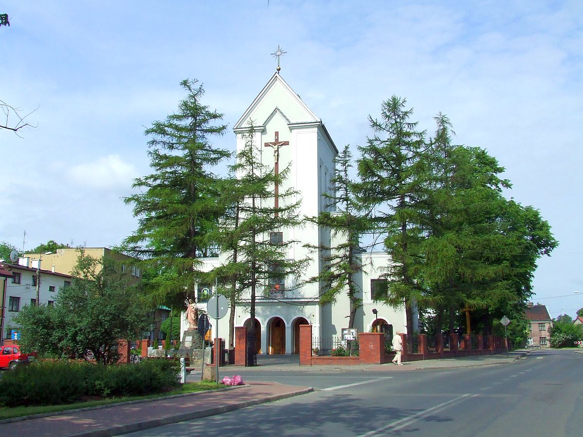 Kościół na rynku w Brwinowie, wylot na Błonie