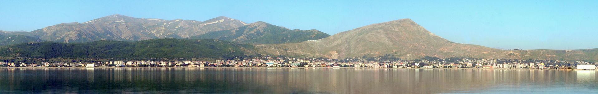 Van Gölünden Tatvan manzarası.