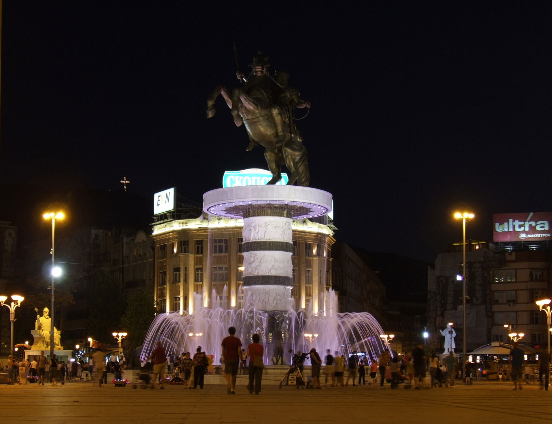 Alexander the Great statue and fountain in Skopje - night