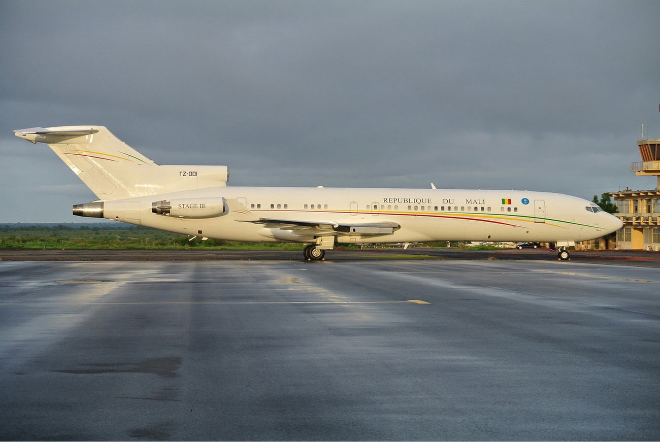 Republic of Mali Boeing 727-200