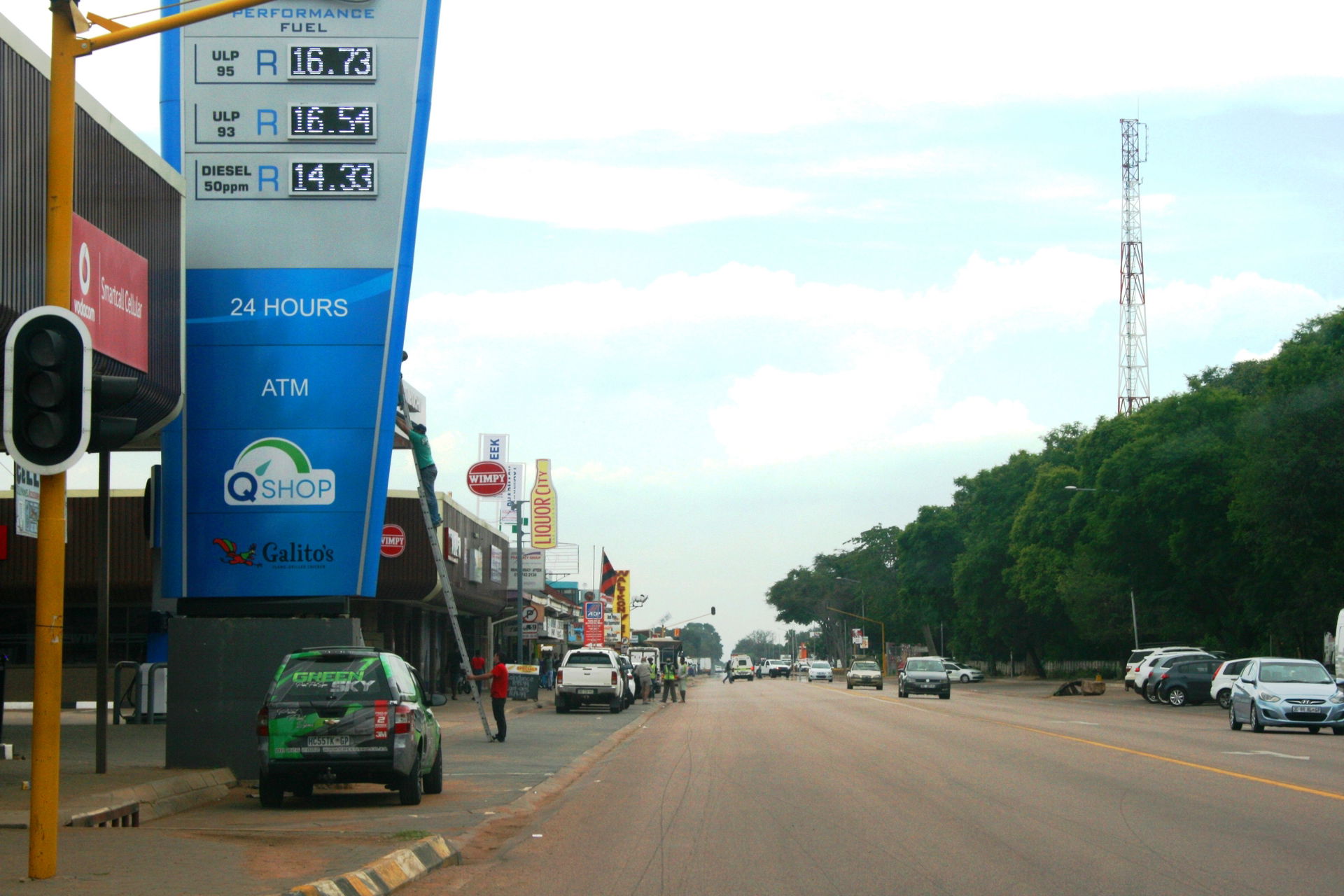 Looking north in Thabo Mbeki Street (where it meets 3rd Street)…