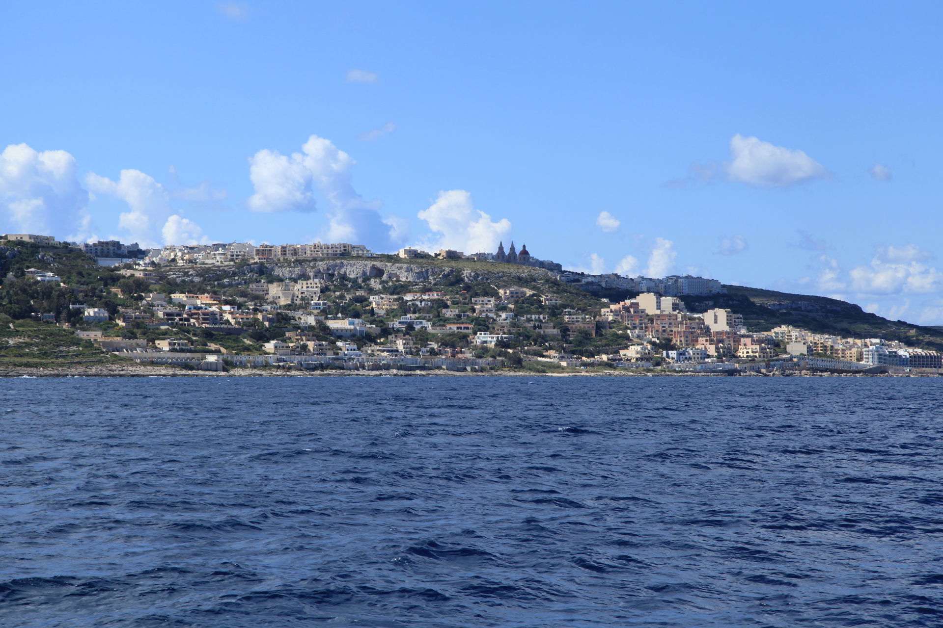 View from the Keppel (IMO 8434415) over the Mellieħa Bay to Mel…